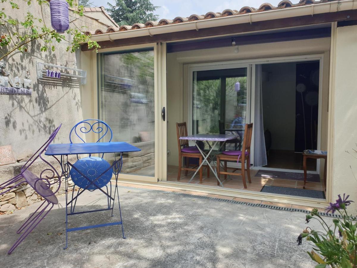 Pause Couleur Lavandula Roussas Εξωτερικό φωτογραφία