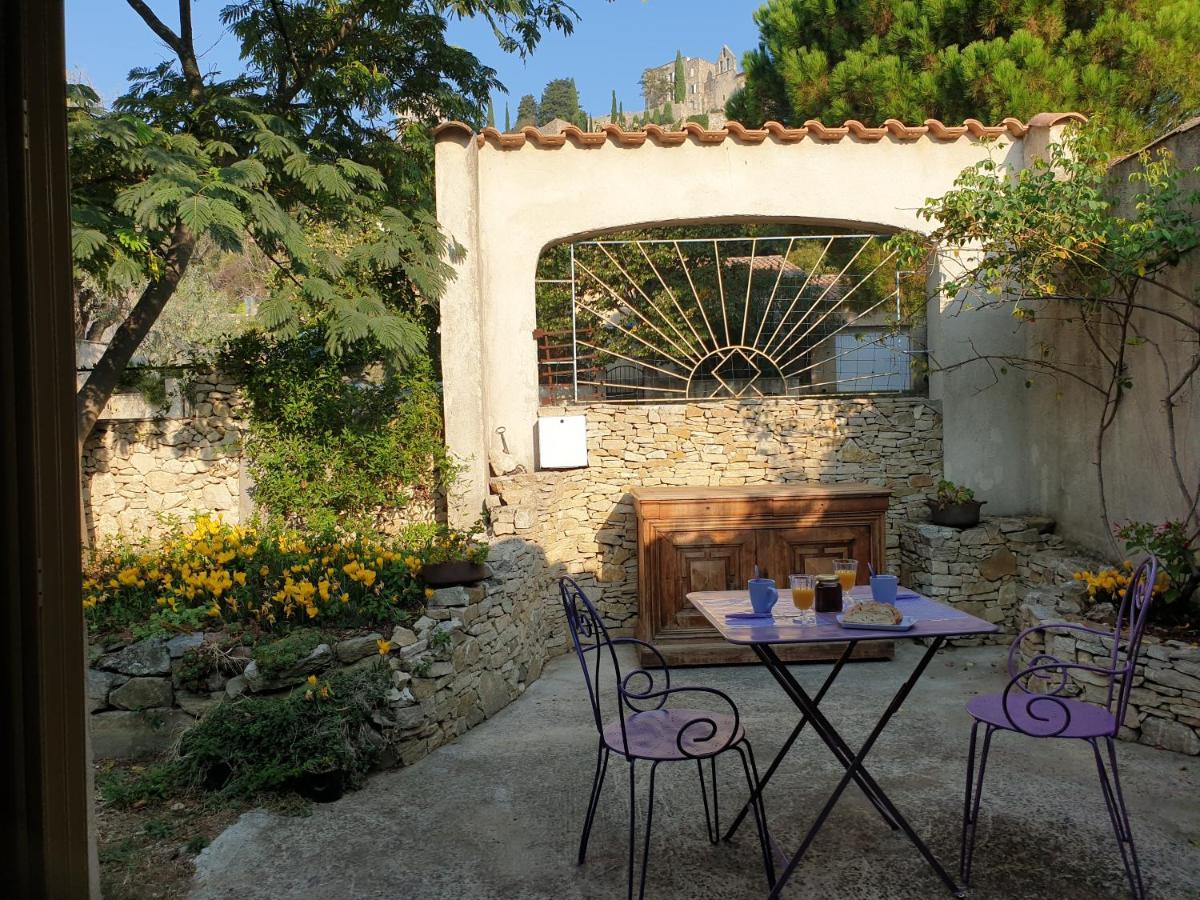 Pause Couleur Lavandula Roussas Εξωτερικό φωτογραφία