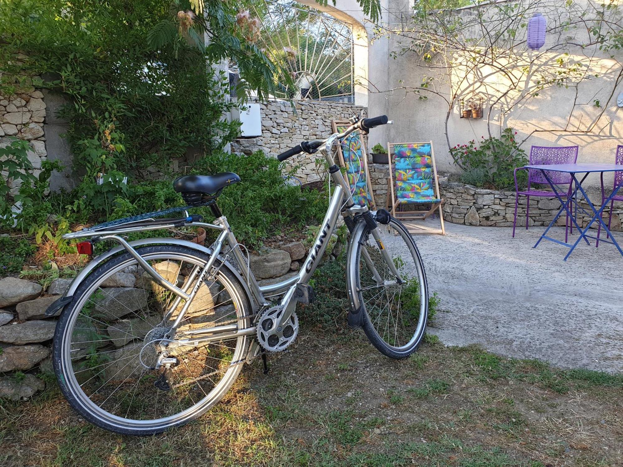 Pause Couleur Lavandula Roussas Εξωτερικό φωτογραφία